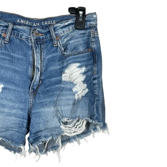 American Eagle 90s Boyfriend Denim Shorts Distressed Size 2 High Rise - Picture 4 of 10